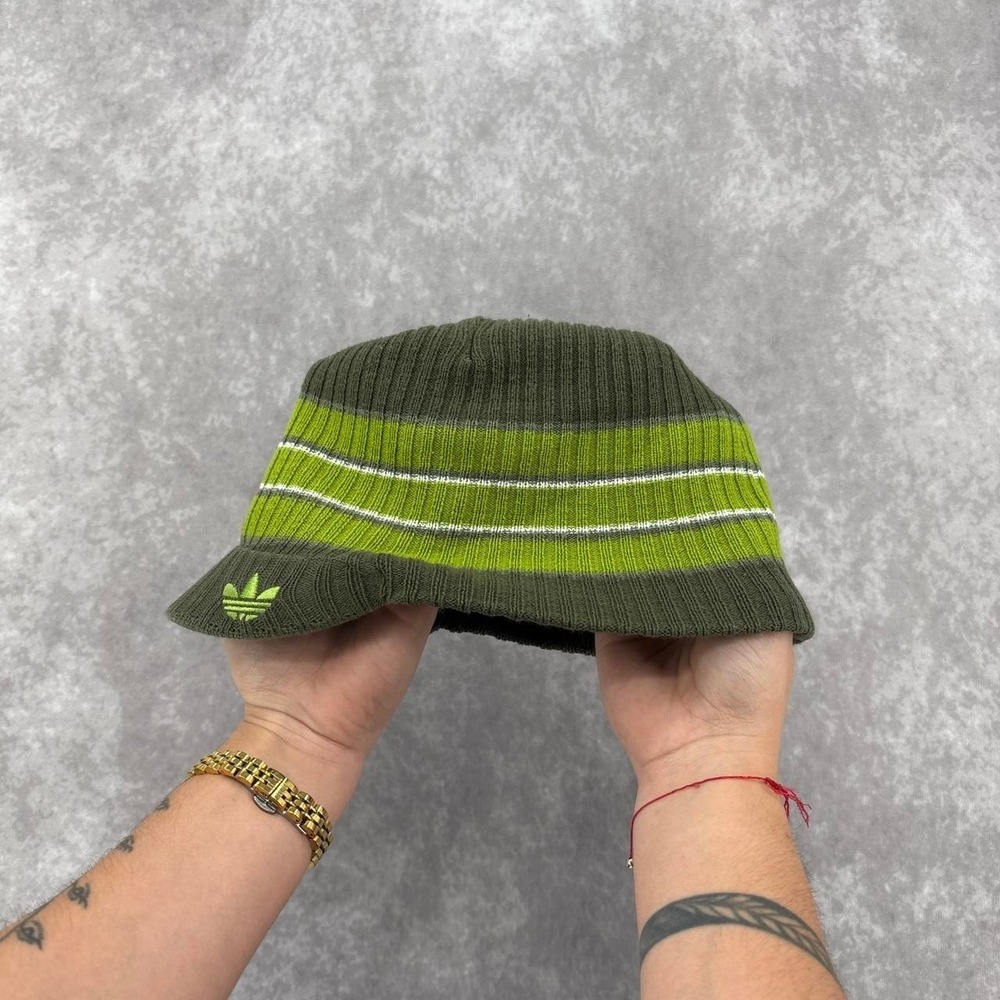 Vintage Adidas Visor Beanie
